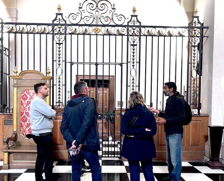 Tour in St Mary le Bows Church